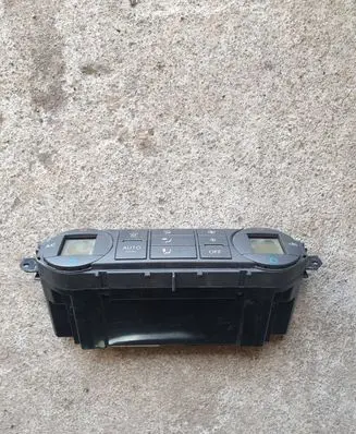 Ford Focus C-MAX Climate control unit 3M5T18C612AH DATCC214 WWA17567