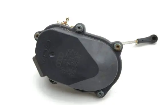 Audi Q7 4L Intake manifold valve actuator/motor 059129086K