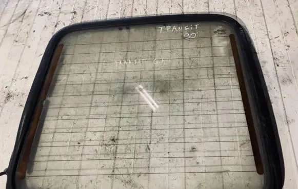 Ford Transit Rear side window
