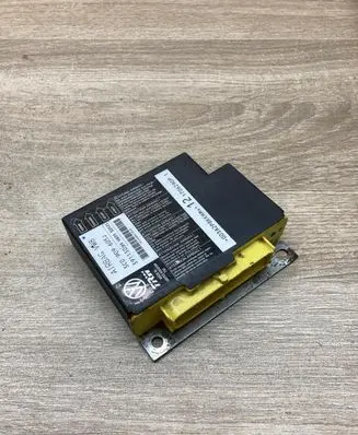 Volkswagen PASSAT B6 Airbag control unit/module 3C0909605J 391130