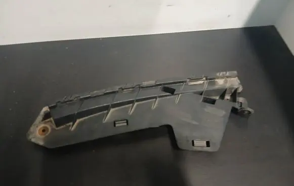 Volvo S80 Front bumper mounting bracket 30796387