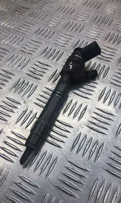 Mercedes-Benz A W169 Fuel injector A6400700787 88Y7BN