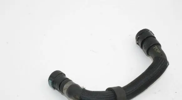 Land Rover Discovery Sport Engine coolant pipe/hose GJ328B160AA