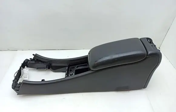 Mercedes-Benz C W203 Armrest E037611021