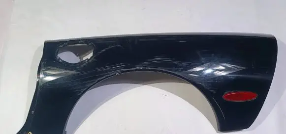 Chevrolet Corvette C5 Fender end trim 31349LH
