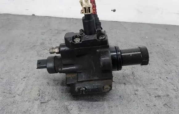 Fuel injection high pressure pump