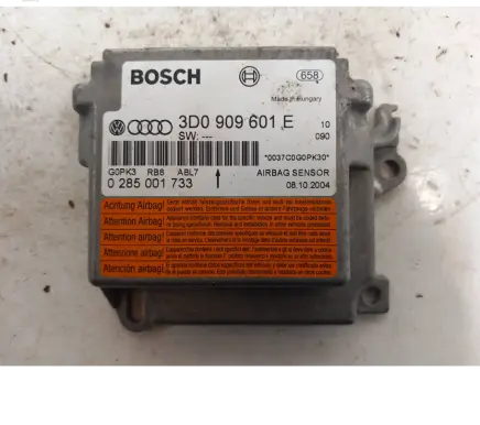Volkswagen Touareg I Airbag control unit/module 3D0909601E 0285001733