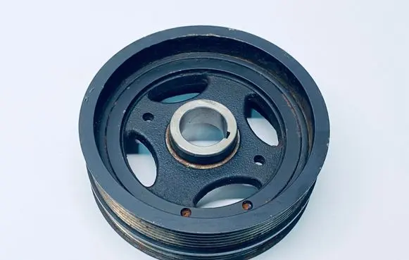 Suzuki SX4 S-Cross Crankshaft pulley 1261050R00