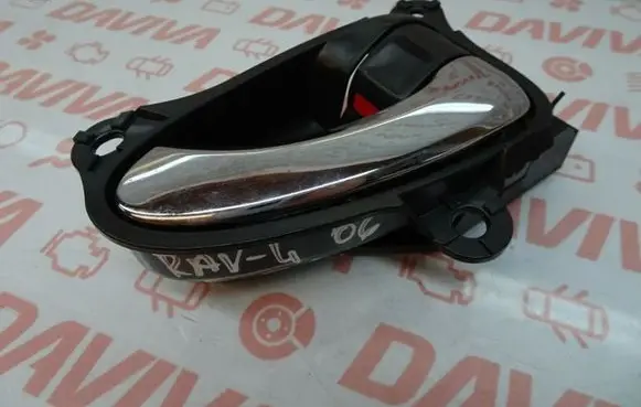 Toyota RAV 4 (XA30) Front door interior handle