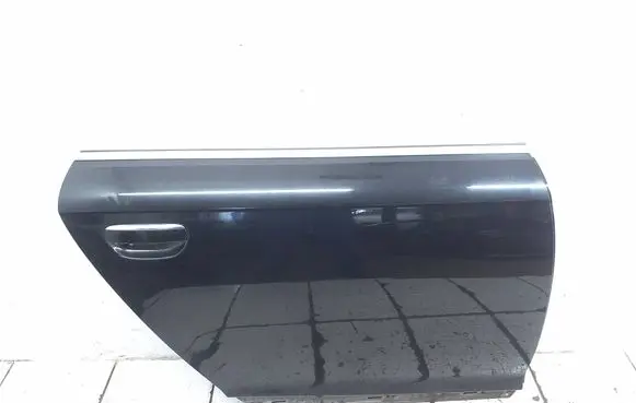 Rear door