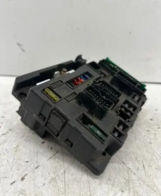 Renault Megane II Fuse module