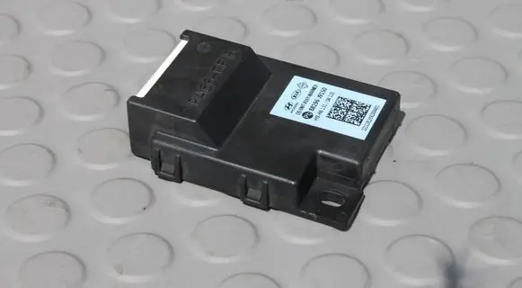 Hyundai Kona I Seat heating relay HYUNDAI88196J9150 88196J9150 22111913592004401