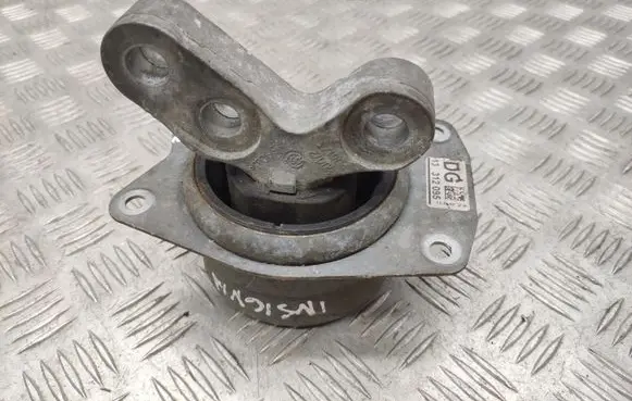 Opel Insignia A Engine mount bracket 13312095