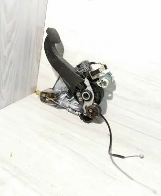 Mercedes-Benz C W204 Handbrake/parking brake lever assembly A2044200084