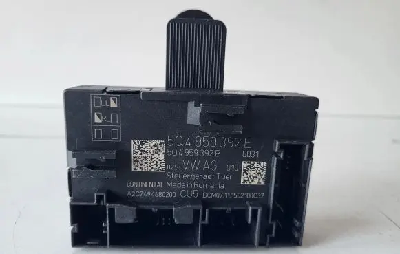 Skoda Octavia Mk3 (5E) Door control unit/module 5Q4959392E