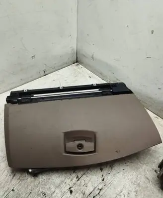 BMW 5 E60 E61 Glove box 7034080 158234