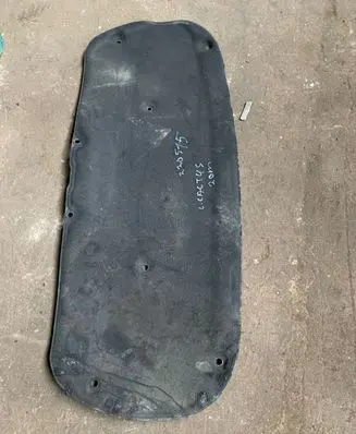 Citroen C4 Cactus Heat shield in engine bay 