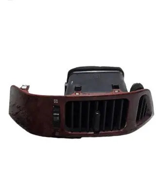 Mitsubishi Pajero Dashboard side air vent grill/cover trim Mr40245002