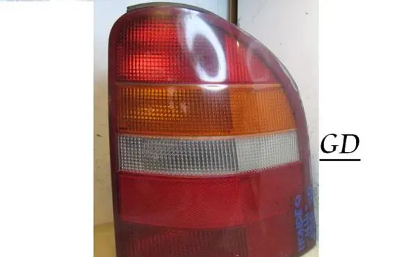Ford Mondeo MK I Rear/tail lights 93BG13N004