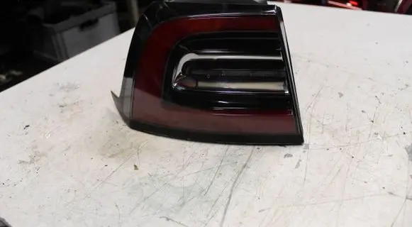 Tesla Model 3 Rear/tail lights