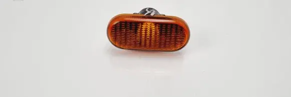 Renault Scenic I Front fender indicator light 13910020