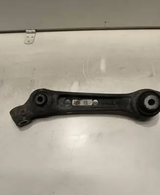 BMW 7 F01 F02 F03 F04 Front control arm 06R0A