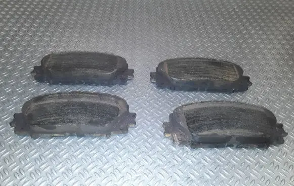 Toyota Yaris Brake pads (front) 