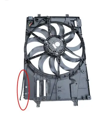 Volkswagen PASSAT B8 Radiator cooling fan shroud 5WA121203K 5WA959455K
