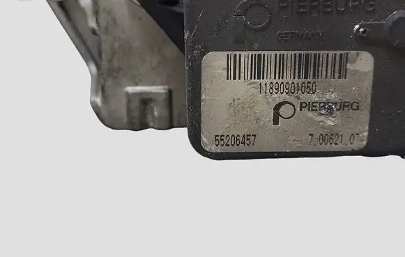 Opel Zafira B Intake manifold valve actuator/motor 55206457