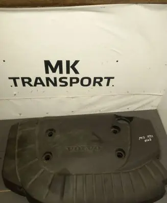 Volvo V60 Engine cover (trim) 31437196