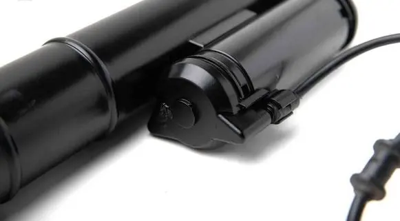 Mercedes-Benz CLS AMG C219 Front shock absorber/damper 211320551360 2113209313 211320551380