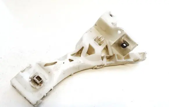Mazda 3 I Front bumper mounting bracket bp4k500t1