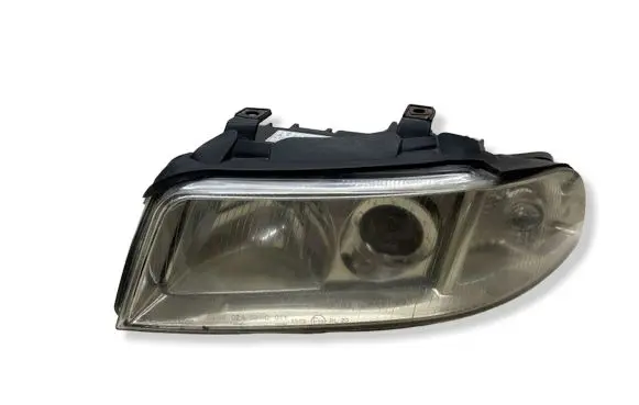 Audi A4 S4 B5 8D Headlight/headlamp 20A006