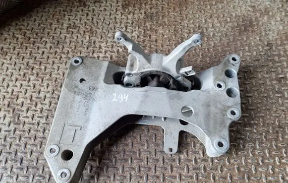 BMW 3 G20 G21 Gearbox mounting bracket 9454394 8742698