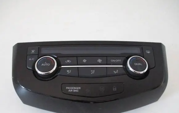 Nissan Qashqai Air conditioner control unit module 275004EA0A