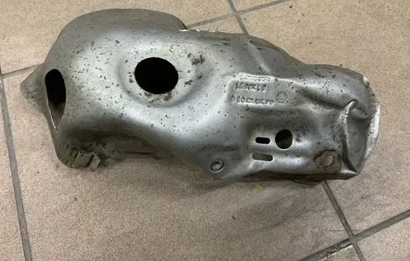 Mercedes-Benz GLA W156 X156 Heat shield in engine bay A2701420000