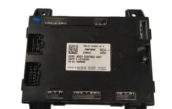 Tesla Model S Other control units/modules 101090600G