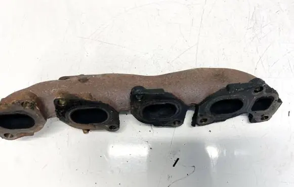 Opel Insignia A Exhaust manifold 55565985 428702815