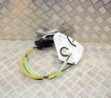 Mazda CX-5 II Front door lock T8314