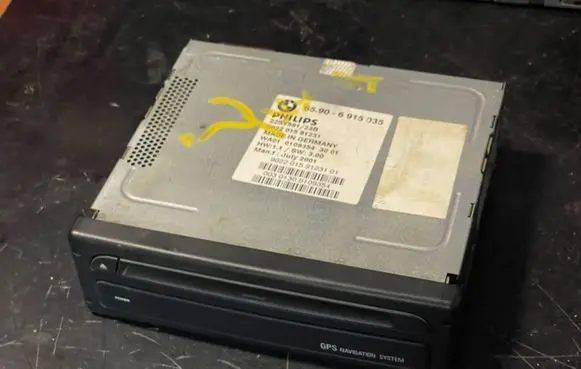 BMW 5 E39 Navigation unit CD/DVD player 6915035 22SY59123B 90220159123101