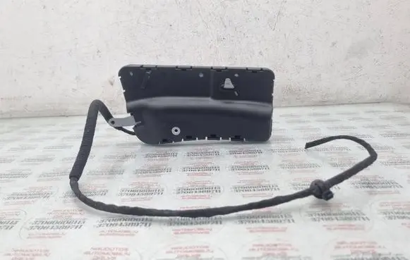 Volkswagen Touareg I Seat airbag 7L0880240D