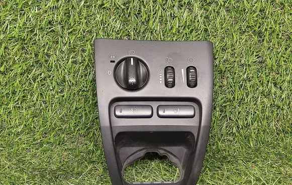 Volvo XC90 Light switch 8685452 02W362