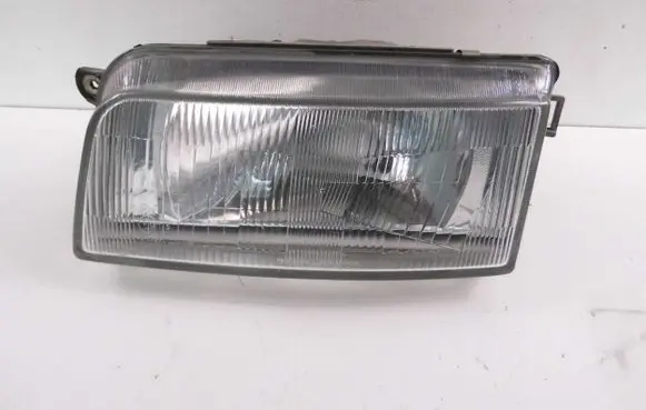 Mitsubishi Space Wagon Headlight/headlamp