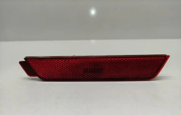 Chevrolet Camaro Rear tail light reflector 92246252