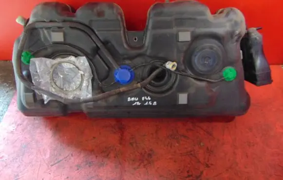BMW 2 F46 Fuel tank 7482653