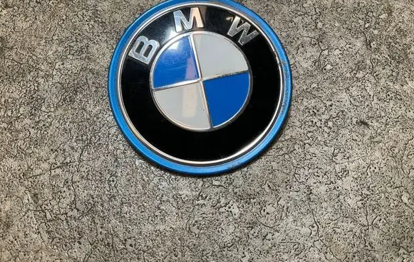 BMW iX3 Manufacturer badge logo/emblem 5A24577 5114