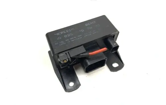 Mercedes-Benz A W168 Glow plug pre-heat relay 0255452832