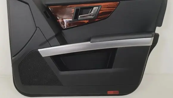 Mercedes-Benz GLK (X204) Front door card panel trim A2047200228