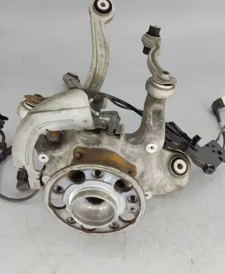 Mercedes-Benz E W213 Rear wheel hub spindle/knuckle A2133572600 A2135402805 A2135403805