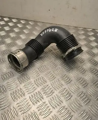 BMW M4 G82 G83 Air intake hose/pipe 8095812